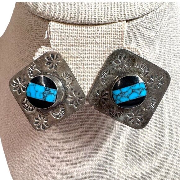 Vintage Silver Clip-On Earrings Mexico Turquoise Onyx Inlay Square Southwest - Picture 2 of 6